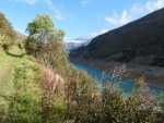 Chemin et Lac des Toules.