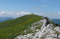 Le sommet du Suchet et sa pyramide