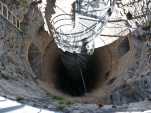 Plong&eacute;e dans les escaliers en colima&ccedil;on.
