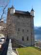 Château de Leuk et terasse bâtiment est.