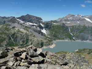 Lac d'Emosson et arrête rectiligne